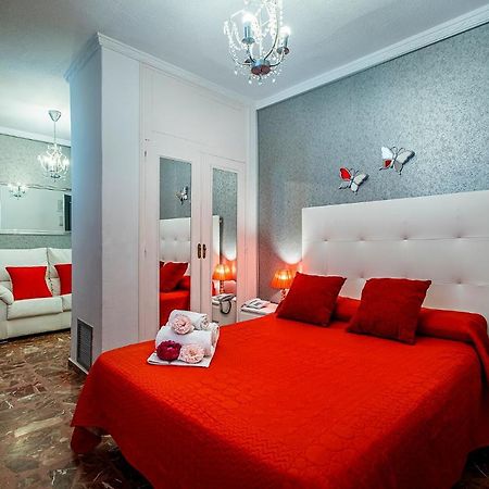 Hotel Хинес Экстерьер фото