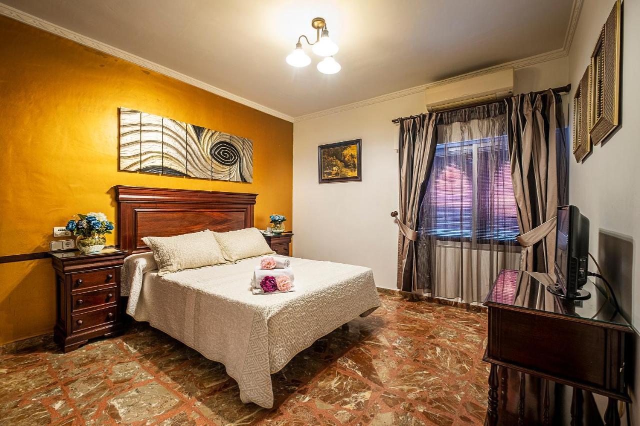 Hotel Хинес Экстерьер фото